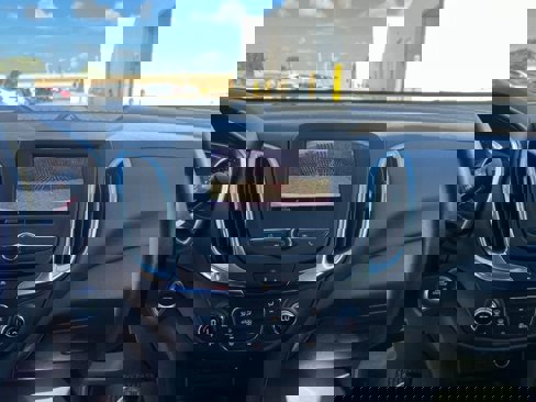 Used 2022 Chevrolet Equinox LT image 8