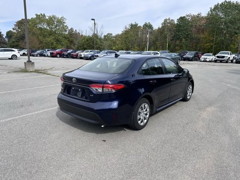 Used 2023 Toyota Corolla LE image 3