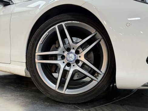 Used 2017 Mercedes-Benz E 400 Coupe image 10