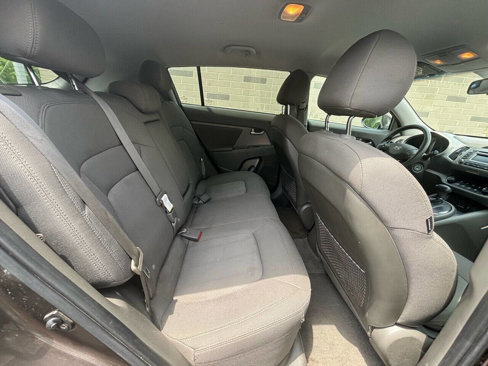 Used 2011 Kia Sportage LX w/ Convenience Pkg image 10