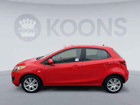 Used 2014 MAZDA MAZDA2 Sport image 2