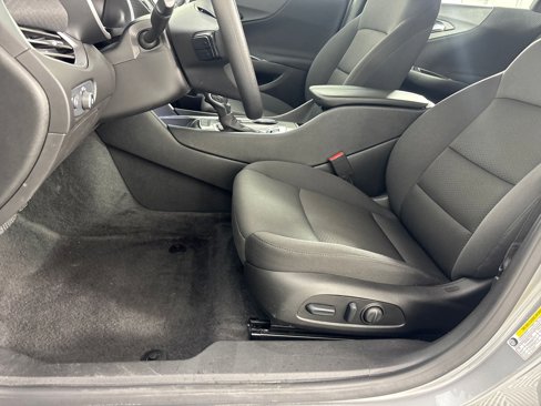 Used 2025 Chevrolet Malibu LT image 25