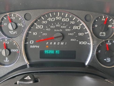 Used 2020 Chevrolet Express 2500 w/ Communications Package image 11