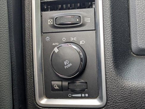 Used 2015 RAM 1500 Lone Star image 15