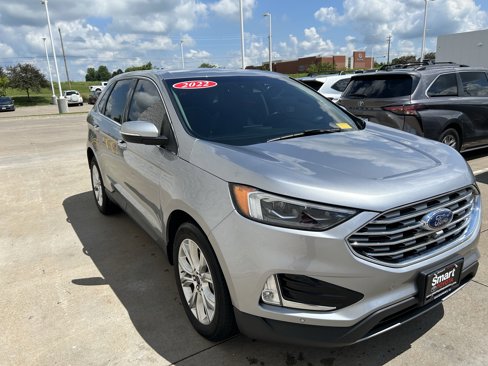 Used 2022 Ford Edge Titanium w/ Equipment Group 301A image 2
