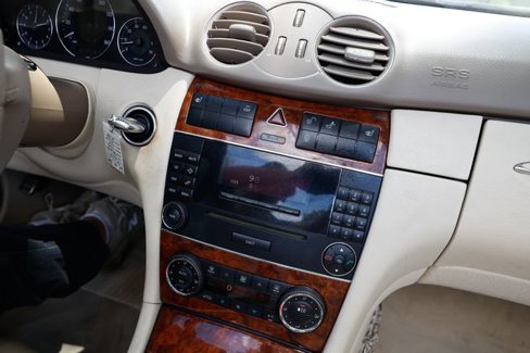 Used 2008 Mercedes-Benz CLK 350 Cabriolet image 29