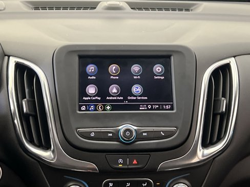 Used 2022 Chevrolet Equinox LT w/ Driver Convenience Package image 16