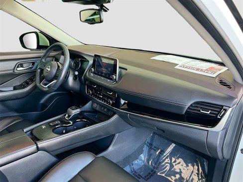 Used 2022 Nissan Rogue SL image 29