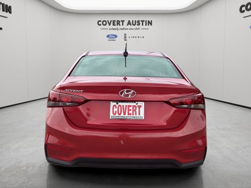 Used 2022 Hyundai Accent SEL image 4