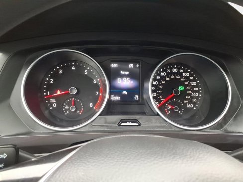 Used 2021 Volkswagen Tiguan S image 24