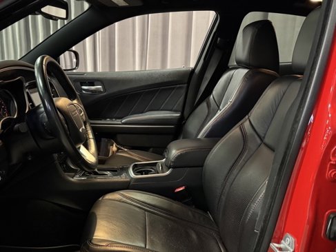 Used 2015 Dodge Charger SXT w/ Premium Group image 26