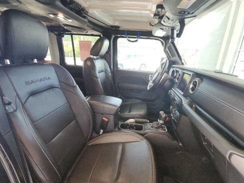 Certified 2021 Jeep Wrangler Unlimited Sahara w/ Cold Weather Group image 31