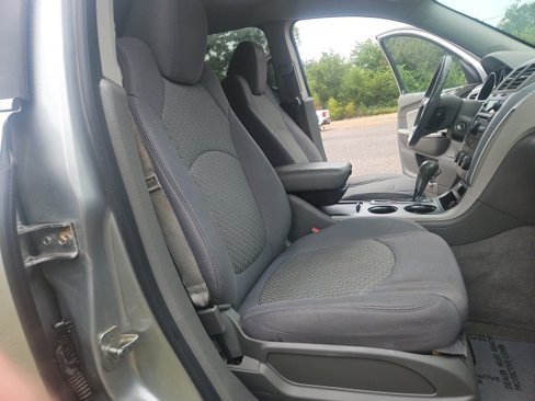 Used 2012 Chevrolet Traverse LT image 20