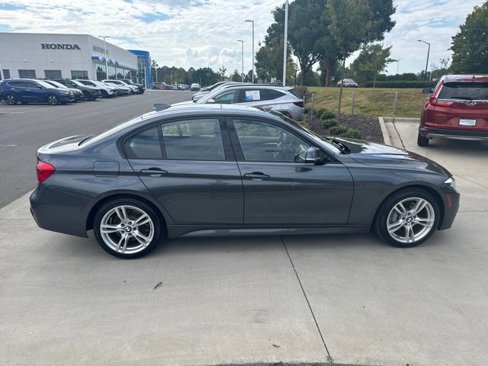 Used 2018 BMW 330i xDrive Sedan w/ M Sport Package image 9
