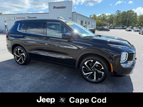 Used 2022 Mitsubishi Outlander SEL image 1