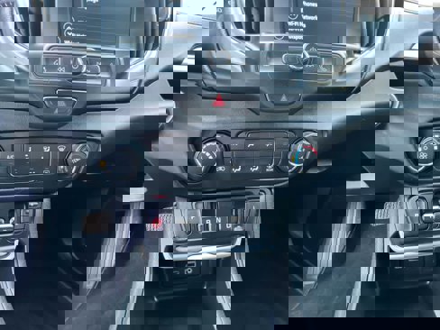 Used 2018 GMC Terrain SLE image 19