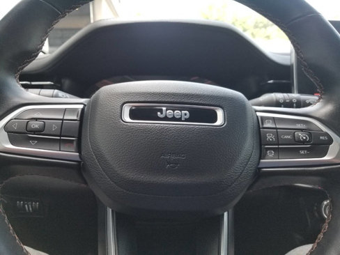 Certified 2022 Jeep Compass Limited image 27