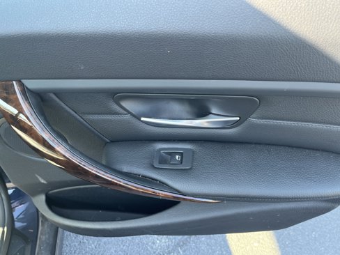 Used 2013 BMW 328i xDrive Sedan image 16