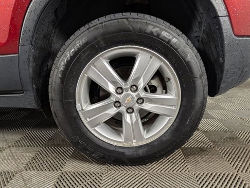 Certified 2022 Chevrolet Trax LT w/ LT Convenience Package image 12