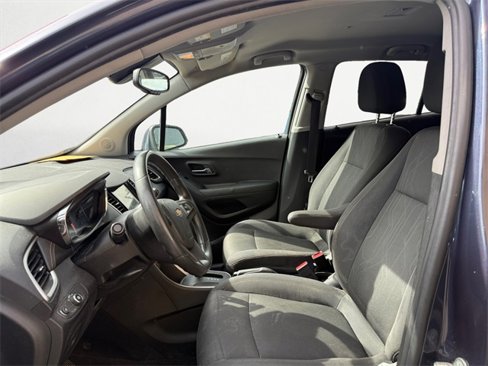 Used 2018 Chevrolet Trax LT image 9