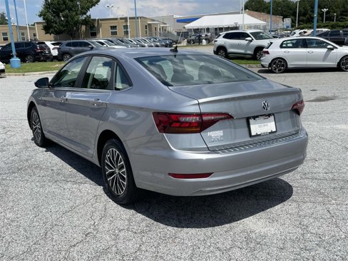 Certified 2019 Volkswagen Jetta SEL w/ Cold Weather Package image 5