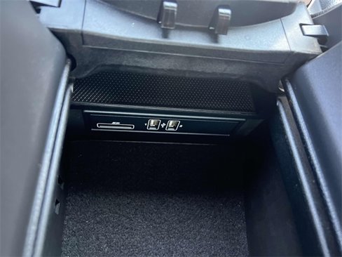 Used 2020 Mercedes-Benz C 300 4MATIC Sedan image 35