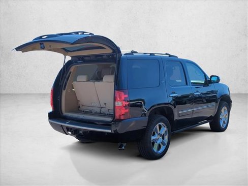 Used 2013 Chevrolet Tahoe LTZ image 5