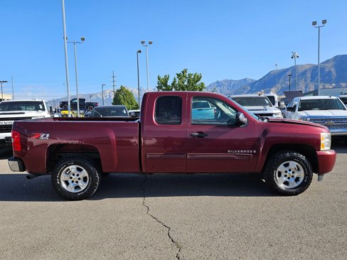 Used 2009 Chevrolet Silverado 1500 LT w/ Power Pack Plus image 2