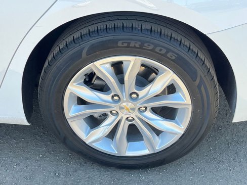 Used 2024 Chevrolet Malibu LT image 30