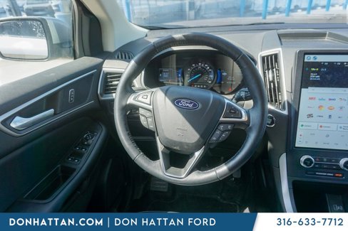 Used 2022 Ford Edge SEL w/ Convenience Package image 12