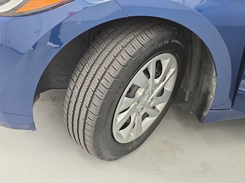 Used 2018 Hyundai Elantra SE w/ SE Connectivity Package 04 image 30