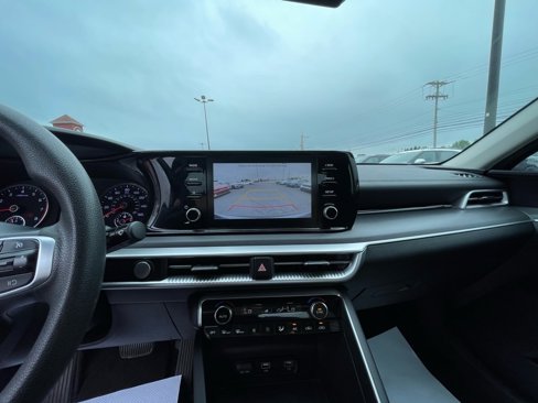 Used 2021 Kia K5 LXS image 18