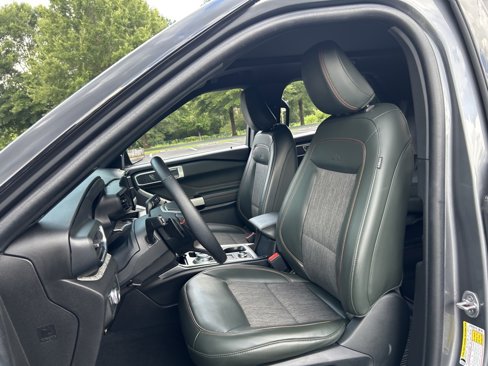 Used 2022 Ford Explorer Timberline image 38