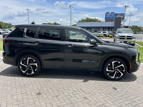 Used 2022 Mitsubishi Outlander ES image 7