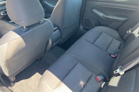 Used 2022 Nissan Altima 2.5 SV image 5