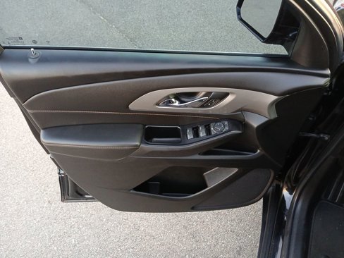 Used 2020 Chevrolet Traverse LS image 23