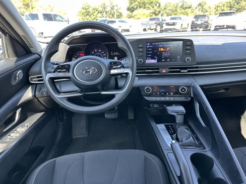 Used 2021 Hyundai Elantra SEL image 22