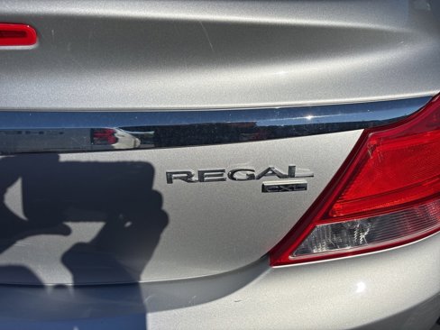 Used 2011 Buick Regal CXL w/ RL3 Preferred Equipment Group image 4