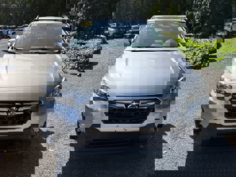 Used 2023 Subaru Crosstrek 2.0i Premium image 2