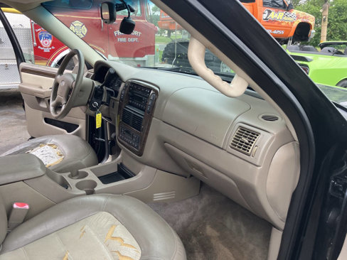 Used 2002 Ford Explorer Eddie Bauer image 21