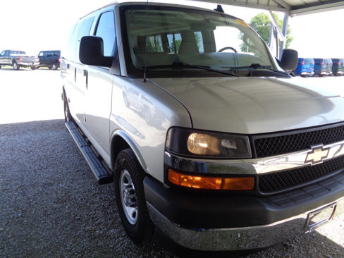 Used 2018 Chevrolet Express 2500 LT w/ LT Preferred Equipment Group image 57