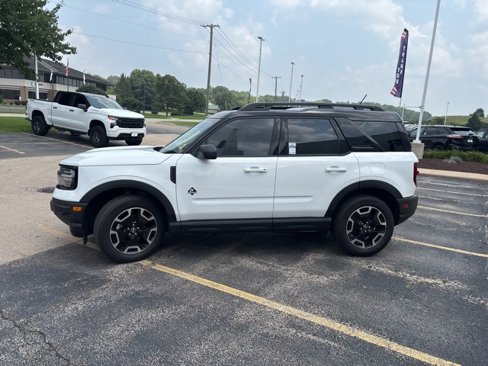 Certified 2023 Ford Bronco Sport Outer Banks w/ Tech Package image 5
