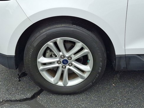 Used 2019 Ford Edge SEL w/ Equipment Group 201A image 28