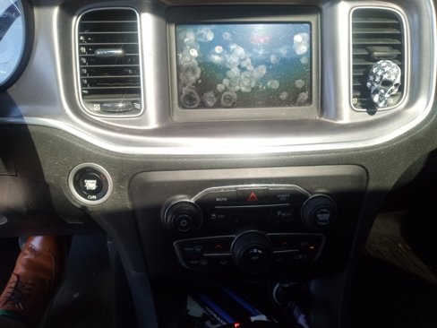 Used 2019 Dodge Charger SXT image 8