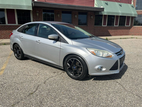 Used 2014 Ford Focus SE w/ Equipment Group 201A image 1