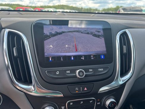 Used 2023 Chevrolet Equinox LT image 26