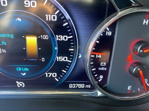 Used 2019 GMC Acadia Denali image 23