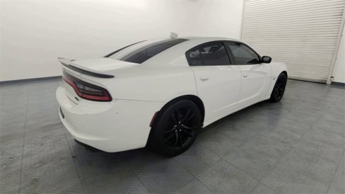 Used 2016 Dodge Charger R/T w/ Blacktop Package image 8
