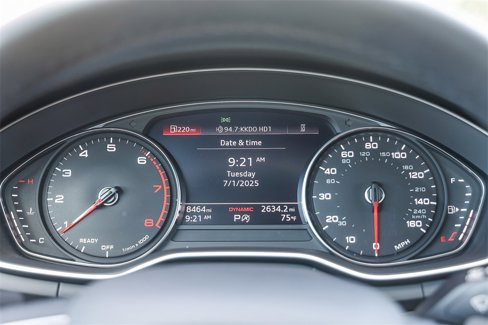 Used 2025 Audi A4 2.0T Premium image 23