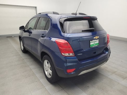 Used 2020 Chevrolet Trax LT w/ Driver Confidence Package image 5